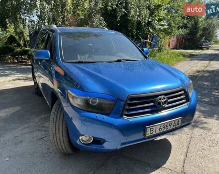Синій Тойота Хайлендер, об'ємом двигуна 3.5 л та пробігом 197 тис. км за 13500 $, фото 1 на Automoto.ua