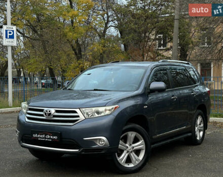 Синій Тойота Хайлендер, об'ємом двигуна 3.5 л та пробігом 238 тис. км за 18999 $, фото 1 на Automoto.ua