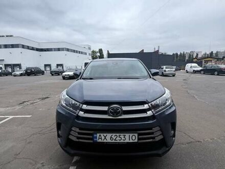 Тойота Хайлендер 2017 в Киеве на Automoto.ua Синий Тойота Хайлендер, объемом двигателя 3.5 л и пробегом 110 тыс. км за 24600 $, фото 1 на Automoto.ua