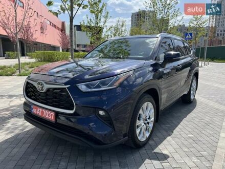 Тойота Хайлендер 2022 в Киеве на Automoto.ua Синий Тойота Хайлендер, объемом двигателя 3.5 л и пробегом 97 тыс. км за 35900 $, фото 1 на Automoto.ua