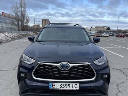 Синий Тойота Хайлендер, объемом двигателя 2.49 л и пробегом 32 тыс. км за 50000 $, фото 1 на Automoto.ua