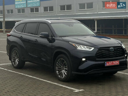 Синій Тойота Хайлендер, об'ємом двигуна 2.49 л та пробігом 9 тис. км за 49900 $, фото 1 на Automoto.ua