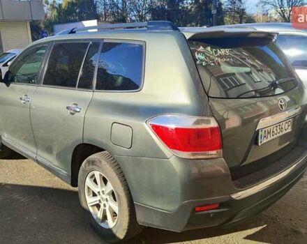 Зеленый Тойота Хайлендер, объемом двигателя 3.46 л и пробегом 275 тыс. км за 15200 $, фото 2 на Automoto.ua