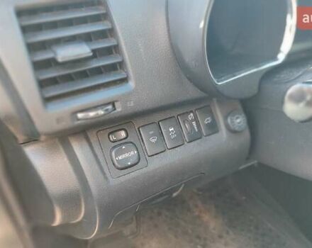 Зеленый Тойота Хайлендер, объемом двигателя 3.46 л и пробегом 275 тыс. км за 15200 $, фото 7 на Automoto.ua