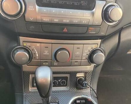 Зеленый Тойота Хайлендер, объемом двигателя 3.46 л и пробегом 275 тыс. км за 15200 $, фото 12 на Automoto.ua