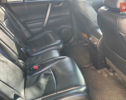 Зеленый Тойота Хайлендер, объемом двигателя 3.46 л и пробегом 275 тыс. км за 15200 $, фото 8 на Automoto.ua