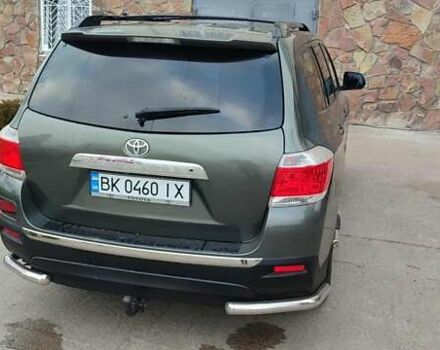 Зелений Тойота Хайлендер, об'ємом двигуна 3.46 л та пробігом 139 тис. км за 18600 $, фото 1 на Automoto.ua