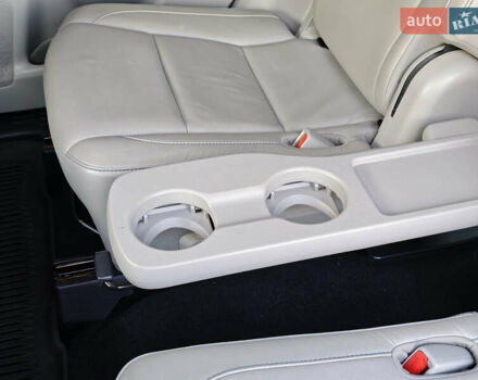 Зеленый Тойота Хайлендер, объемом двигателя 3.5 л и пробегом 123 тыс. км за 27999 $, фото 53 на Automoto.ua