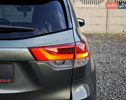 Зеленый Тойота Хайлендер, объемом двигателя 3.5 л и пробегом 123 тыс. км за 27999 $, фото 17 на Automoto.ua