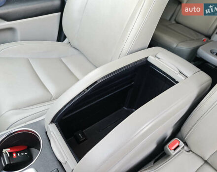 Зеленый Тойота Хайлендер, объемом двигателя 3.5 л и пробегом 123 тыс. км за 27999 $, фото 27 на Automoto.ua