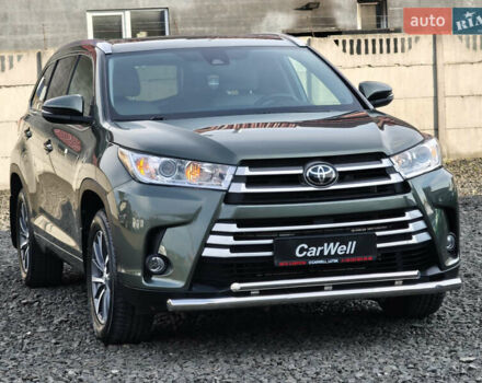 Зеленый Тойота Хайлендер, объемом двигателя 3.5 л и пробегом 123 тыс. км за 27999 $, фото 1 на Automoto.ua