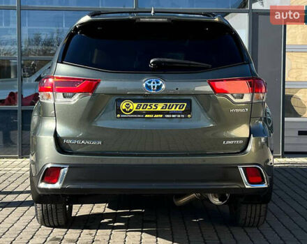 Зеленый Тойота Хайлендер, объемом двигателя 3.46 л и пробегом 46 тыс. км за 37000 $, фото 5 на Automoto.ua