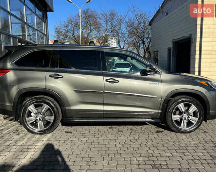 Зеленый Тойота Хайлендер, объемом двигателя 3.46 л и пробегом 46 тыс. км за 37000 $, фото 7 на Automoto.ua