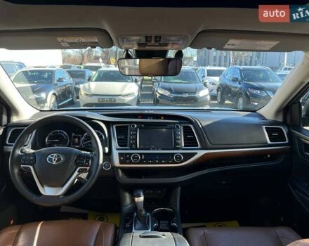 Зеленый Тойота Хайлендер, объемом двигателя 3.46 л и пробегом 46 тыс. км за 37000 $, фото 18 на Automoto.ua