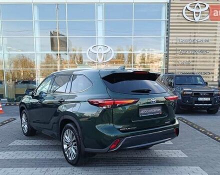 Зеленый Тойота Хайлендер, объемом двигателя 2.49 л и пробегом 4 тыс. км за 61192 $, фото 1 на Automoto.ua