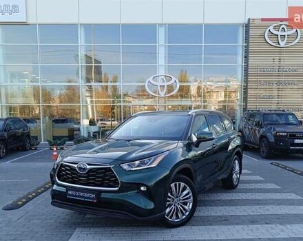 Зеленый Тойота Хайлендер, объемом двигателя 2.49 л и пробегом 4 тыс. км за 61192 $, фото 1 на Automoto.ua