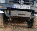 Білий Тойота Хайлюкс, об'ємом двигуна 2.4 л та пробігом 400 тис. км за 3500 $, фото 3 на Automoto.ua