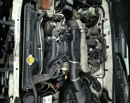 Білий Тойота Хайлюкс, об'ємом двигуна 2.5 л та пробігом 244 тис. км за 5000 $, фото 8 на Automoto.ua