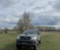 Білий Тойота Хайлюкс, об'ємом двигуна 2.5 л та пробігом 180 тис. км за 8993 $, фото 1 на Automoto.ua