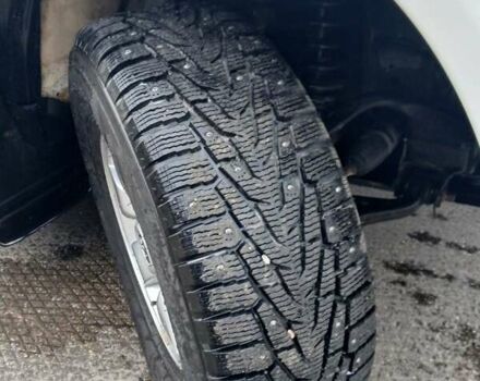 Білий Тойота Хайлюкс, об'ємом двигуна 2.5 л та пробігом 231 тис. км за 17500 $, фото 7 на Automoto.ua