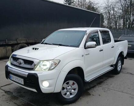 Білий Тойота Хайлюкс, об'ємом двигуна 2.5 л та пробігом 231 тис. км за 17500 $, фото 3 на Automoto.ua