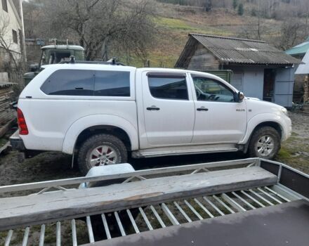 Белый Тойота Хайлюкс, объемом двигателя 2.5 л и пробегом 231 тыс. км за 16700 $, фото 5 на Automoto.ua