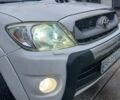 Білий Тойота Хайлюкс, об'ємом двигуна 2.5 л та пробігом 231 тис. км за 17500 $, фото 8 на Automoto.ua