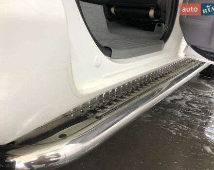 Белый Тойота Хайлюкс, объемом двигателя 2.5 л и пробегом 310 тыс. км за 18900 $, фото 13 на Automoto.ua