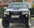 Белый Тойота Хайлюкс, объемом двигателя 2.49 л и пробегом 370 тыс. км за 17000 $, фото 3 на Automoto.ua