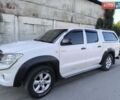 Білий Тойота Хайлюкс, об'ємом двигуна 2.5 л та пробігом 231 тис. км за 20000 $, фото 1 на Automoto.ua