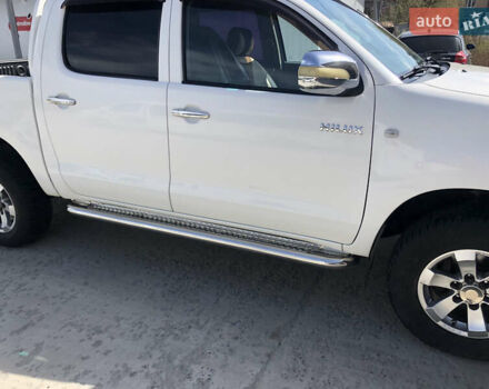 Белый Тойота Хайлюкс, объемом двигателя 2.5 л и пробегом 310 тыс. км за 18900 $, фото 33 на Automoto.ua