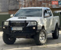 Белый Тойота Хайлюкс, объемом двигателя 2.49 л и пробегом 370 тыс. км за 17000 $, фото 2 на Automoto.ua