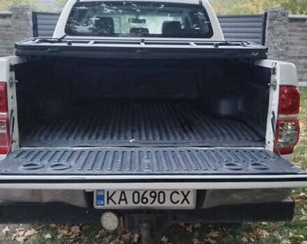 Тойота Хайлюкс 2012 в Андрушевке на Automoto.ua Белый Тойота Хайлюкс, объемом двигателя 3 л и пробегом 223 тыс. км за 20900 $, фото 9 на Automoto.ua