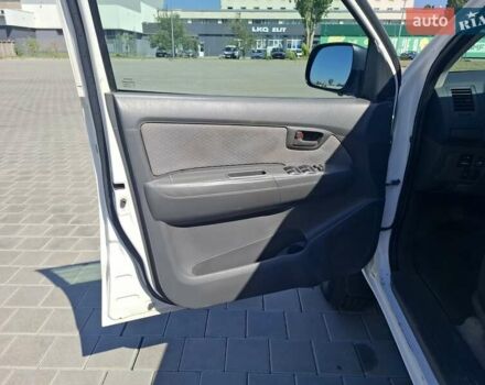 Белый Тойота Хайлюкс, объемом двигателя 2.5 л и пробегом 146 тыс. км за 25500 $, фото 9 на Automoto.ua