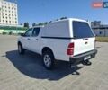Белый Тойота Хайлюкс, объемом двигателя 2.5 л и пробегом 146 тыс. км за 25500 $, фото 2 на Automoto.ua