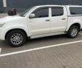 Белый Тойота Хайлюкс, объемом двигателя 3 л и пробегом 530 тыс. км за 22663 $, фото 1 на Automoto.ua