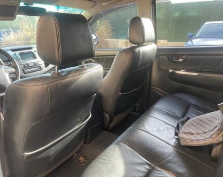 Белый Тойота Хайлюкс, объемом двигателя 3 л и пробегом 530 тыс. км за 22663 $, фото 7 на Automoto.ua