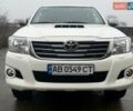 Белый Тойота Хайлюкс, объемом двигателя 2.5 л и пробегом 260 тыс. км за 20000 $, фото 1 на Automoto.ua