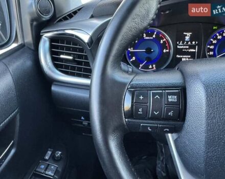 Тойота Хайлюкс 2016 в Сарнах на Automoto.ua Белый Тойота Хайлюкс, объемом двигателя 2.8 л и пробегом 174 тыс. км за 31900 $, фото 55 на Automoto.ua