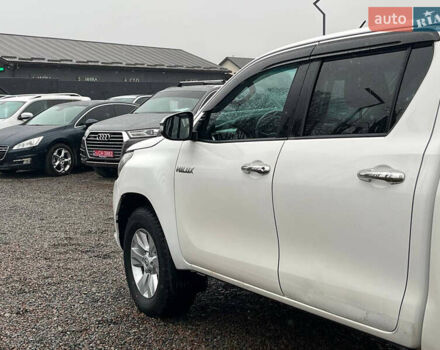 Белый Тойота Хайлюкс, объемом двигателя 2.39 л и пробегом 250 тыс. км за 24500 $, фото 8 на Automoto.ua
