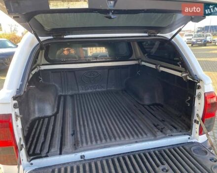 Білий Тойота Хайлюкс, об'ємом двигуна 2.76 л та пробігом 151 тис. км за 28800 $, фото 26 на Automoto.ua