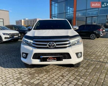 Білий Тойота Хайлюкс, об'ємом двигуна 2.76 л та пробігом 151 тис. км за 28800 $, фото 1 на Automoto.ua