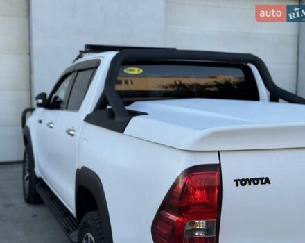 Тойота Хайлюкс 2016 в Сарнах на Automoto.ua Белый Тойота Хайлюкс, объемом двигателя 2.8 л и пробегом 174 тыс. км за 31900 $, фото 9 на Automoto.ua