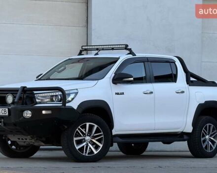 Тойота Хайлюкс 2016 в Сарнах на Automoto.ua Белый Тойота Хайлюкс, объемом двигателя 2.8 л и пробегом 174 тыс. км за 31900 $, фото 1 на Automoto.ua