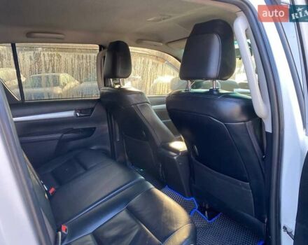 Білий Тойота Хайлюкс, об'ємом двигуна 2.76 л та пробігом 151 тис. км за 28800 $, фото 23 на Automoto.ua