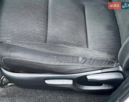 Белый Тойота Хайлюкс, объемом двигателя 2.39 л и пробегом 250 тыс. км за 24500 $, фото 29 на Automoto.ua