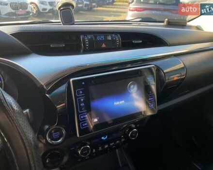 Білий Тойота Хайлюкс, об'ємом двигуна 2.76 л та пробігом 151 тис. км за 28800 $, фото 15 на Automoto.ua