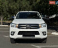 Белый Тойота Хайлюкс, объемом двигателя 2.8 л и пробегом 280 тыс. км за 25000 $, фото 2 на Automoto.ua