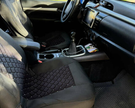 Білий Тойота Хайлюкс, об'ємом двигуна 2.39 л та пробігом 197 тис. км за 25500 $, фото 11 на Automoto.ua