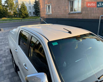 Білий Тойота Хайлюкс, об'ємом двигуна 2.4 л та пробігом 180 тис. км за 22500 $, фото 7 на Automoto.ua